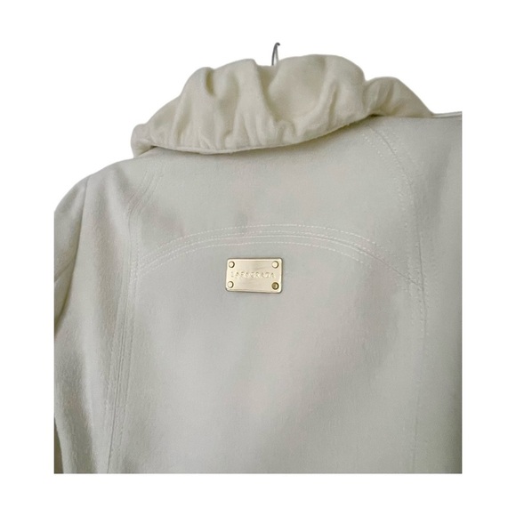 White European coat​ - Picture 8 of 13